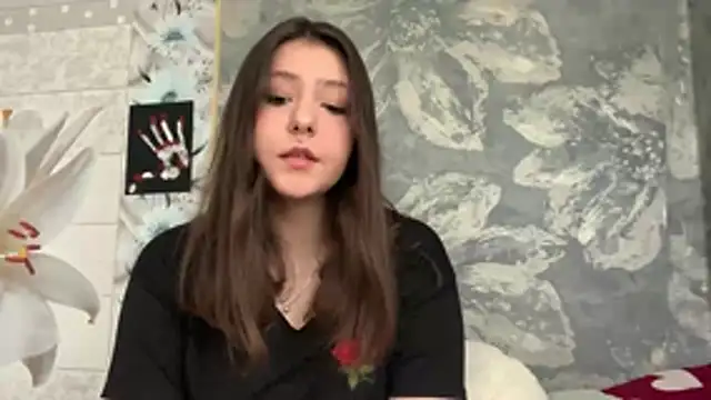 RonniJess online show from April 2026 07:25:02 AM