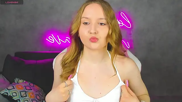 Emmaa Kimm online show from June 2026 12:57:02 AM