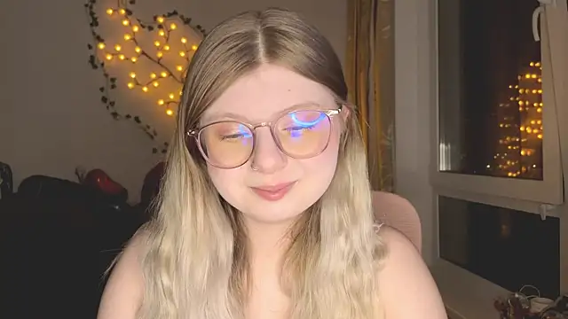 YukiBlush online show from July 2026 09:50:01 PM