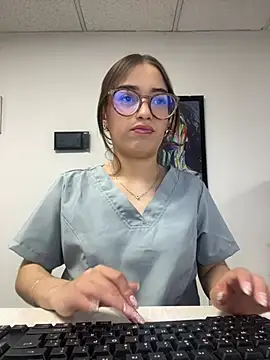 Sweet Milaa1 online show from June 2026 11:43:01 PM