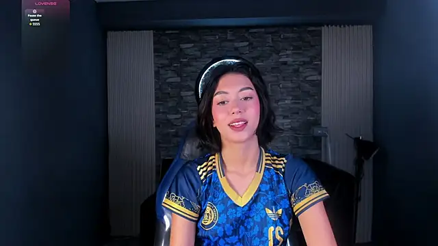 gemma 19  online show from May 2026 10:26:01 PM