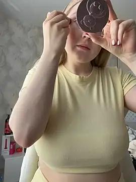 L1zaShy online show from May 2026 08:30:01 AM