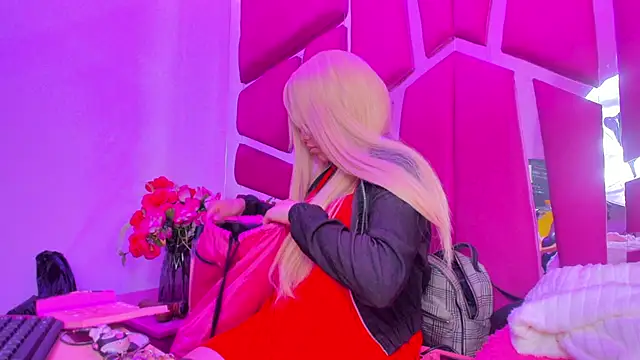 Snapshot of ivyqueen28 chatting on June 2026 09:49:01 PM ivyqueen28 online show from June 2026 09:49:01 PM