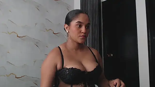 Liaa cams online show from June 2026 08:29:02 PM