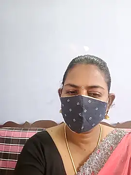 cathrine92 online show from May 2026 01:47:02 AM