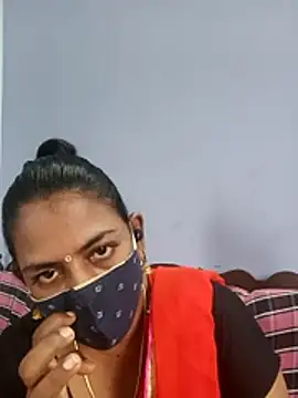 cathrine92 online show from May 2026 11:56:01 PM