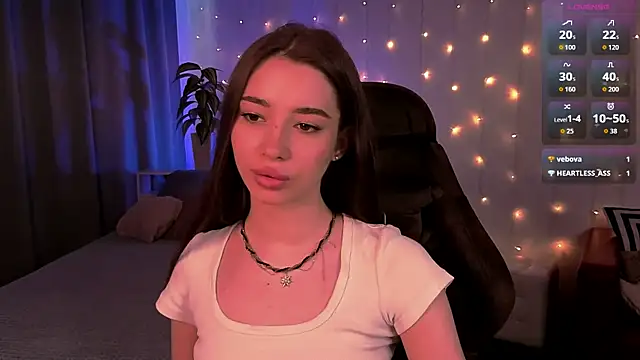 Snapshot of Monica_Venom chatting on May 2026 01:51:02 PM Monica Venom online show from May 2026 01:51:02 PM