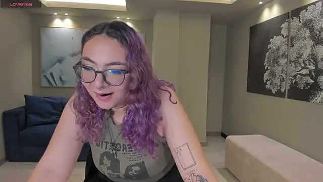 LoiseHarper online show from May 2026 06:57:01 PM