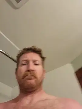 GingerKinkster online show from May 2026 03:07:01 PM