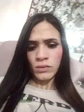 Juliette Doll  online show from May 2026 01:44:01 AM