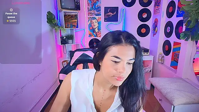 Snapshot of Duulce_mia chatting on July 2026 11:29:02 AM Duulce mia online show from July 2026 11:29:02 AM
