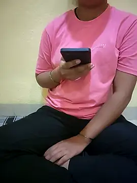 Seema yadav01 online show from April 2026 07:47:01 AM