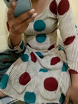 Seema yadav01 online show from June 2026 06:06:01 AM
