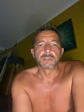 Snapshot of daddy3945 chatting on June 2026 09:25:01 AM daddy3945 online show from June 2026 09:25:01 AM