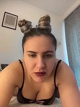 SensualQueenX online show from May 2026 11:04:02 AM