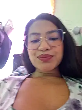 Hot Sophy  online show from May 2026 12:10:01 PM