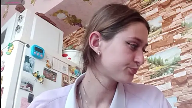 Snapshot of MercySoeder chatting on June 2026 10:15:01 AM MercySoeder online show from June 2026 10:15:01 AM