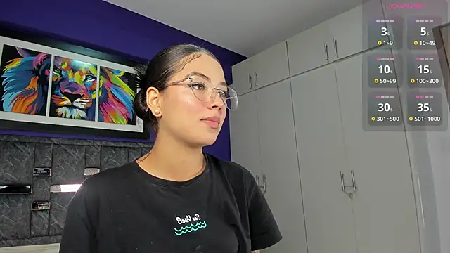 jade lov online show from May 2026 12:13:02 PM