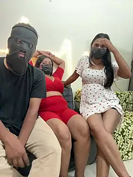 MUSKANHOTCOUPLE online show from May 2026 06:54:01 AM