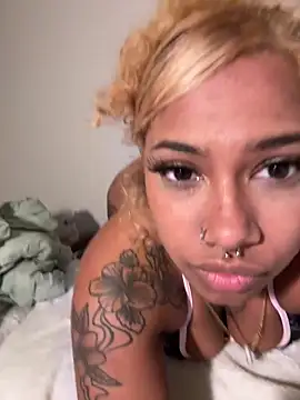 LoloBabe online show from May 2026 05:01:02 AM