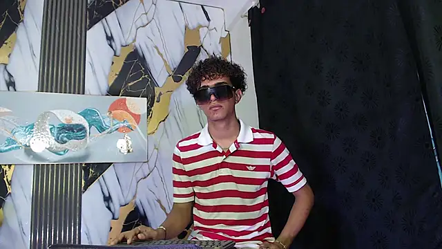 Snapshot of GOLDEN_2026 chatting on June 2026 07:24:02 PM GOLDEN 2026 online show from June 2026 07:24:02 PM