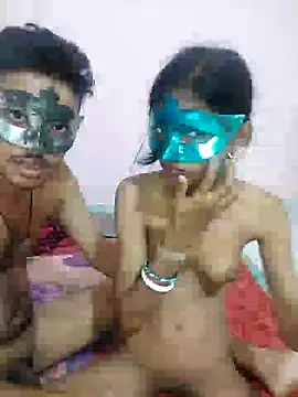 Snapshot of husband_wife_12 chatting on June 2026 06:12:01 PM husband wife 12 online show from June 2026 06:12:01 PM