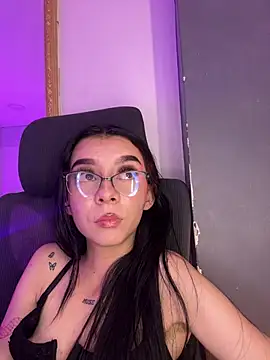 MelCherry online show from August 2026 05:39:02 AM