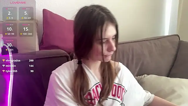 evvaavve online show from June 2026 02:22:01 PM