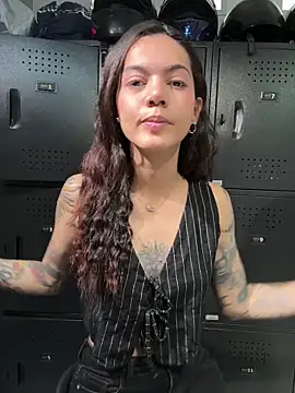 VeroJenkins  online show from May 2026 01:40:01 PM