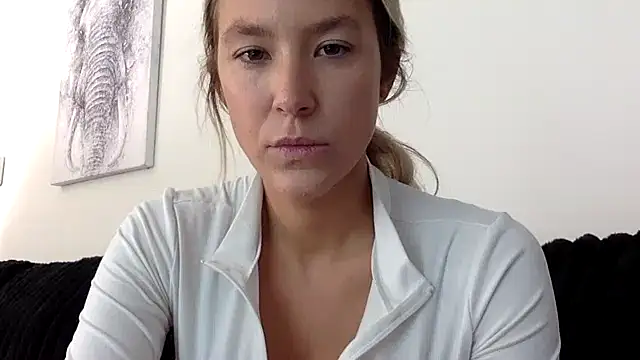 Misss alyssaaa online show from May 2026 03:07:01 PM