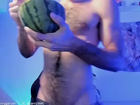 LarryGarzon online show from June 2026 01:01:02 AM
