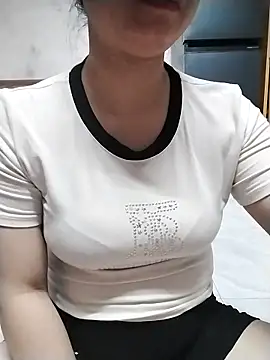 Girl lovebaby online show from May 2026 01:03:02 AM