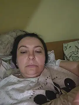 EmmaEmmy40 online show from June 2026 06:25:02 PM