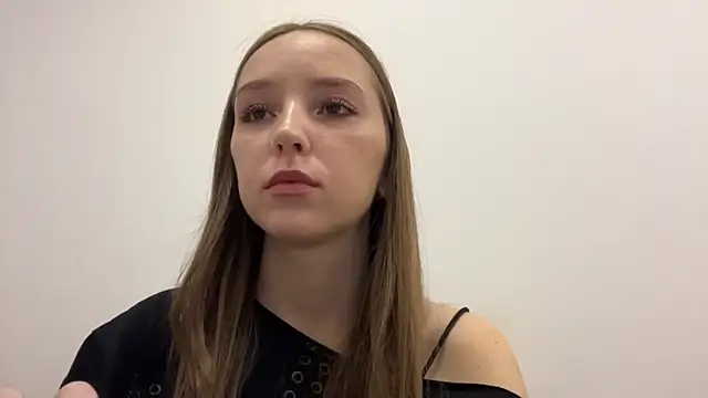 QueenBalensiefen online show from May 2026 03:39:02 PM