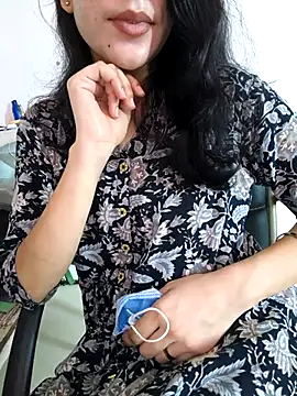 zoya baby  online show from June 2026 04:26:02 AM