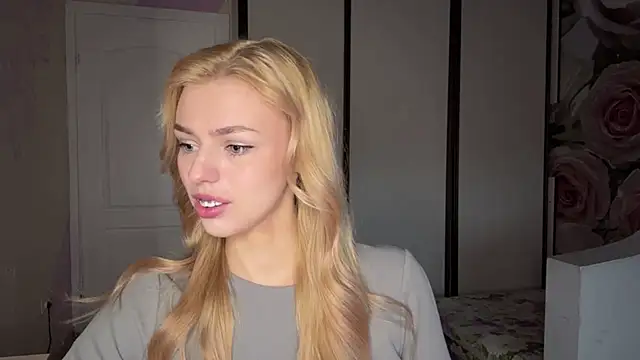 ScarlettRosy online show from May 2026 03:37:02 AM