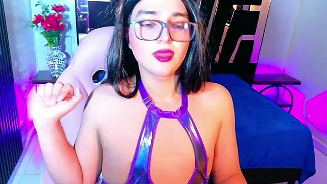 Snapshot of Gaby_Gil_ chatting on June 2026 02:30:02 PM Gaby Gil online show from June 2026 02:30:02 PM