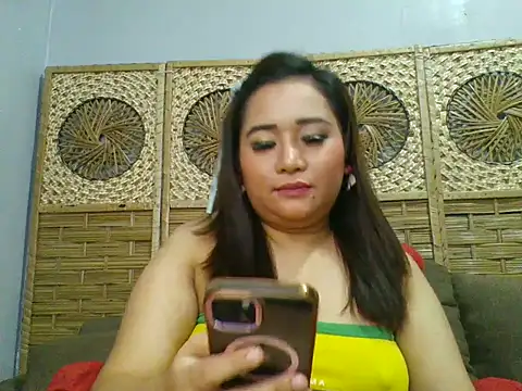 KayeDarling online show from May 2026 06:24:01 PM