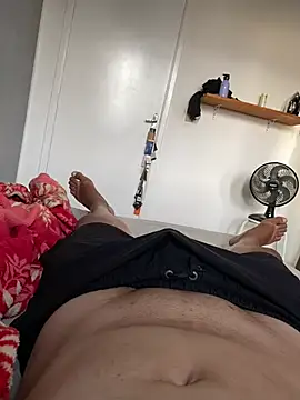 Leonardol44 online show from May 2026 10:09:02 AM