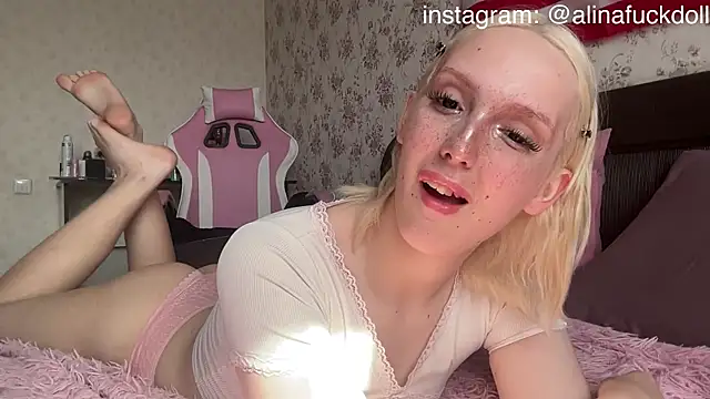 llinabarbie online show from July 2026 12:42:01 PM