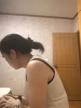 Snapshot of nidejiejie chatting on June 2026 11:32:02 AM nidejiejie online show from June 2026 11:32:02 AM