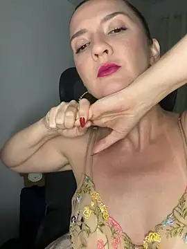 therealgingerr online show from July 2026 01:30:02 AM