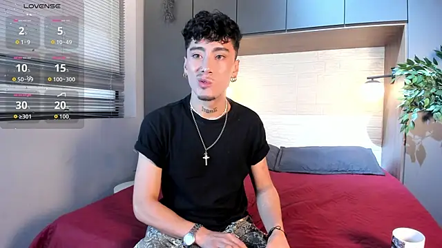Spencerwhite  online show from May 2026 09:20:02 PM