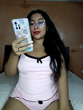 Ela tyson online show from May 2026 01:55:01 AM