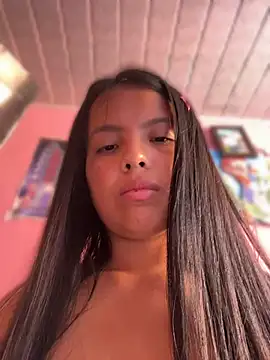 Snapshot of Hanna_Beauty chatting on July 2026 09:03:01 PM Hanna Beauty online show from July 2026 09:03:01 PM