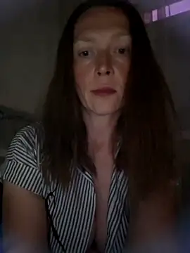 MillaSmileX online show from May 2026 05:31:02 PM