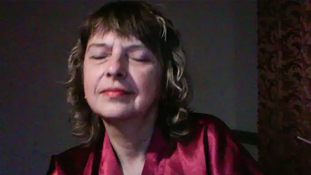 ElizabethGorden online show from May 2026 03:01:02 AM