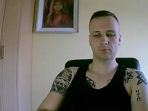 MacMillan69 online show from May 2026 12:44:02 PM