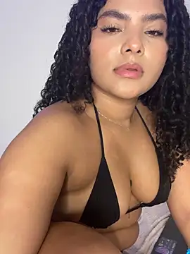 Abril-Ricci online show from May 2026 02:29:01 AM