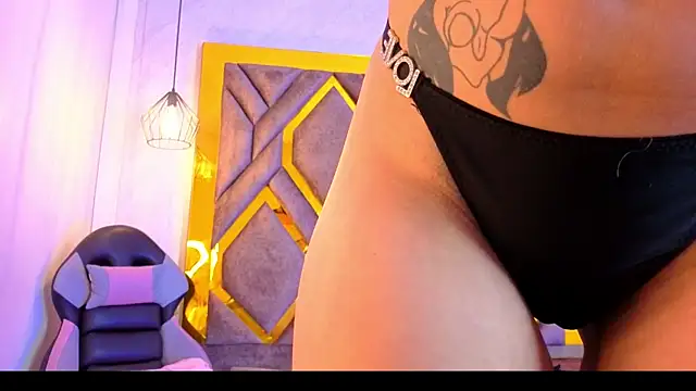 Ey Im simone  online show from June 2026 06:32:02 PM